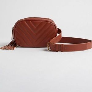 Quilted belt bag from Torrid size M-L